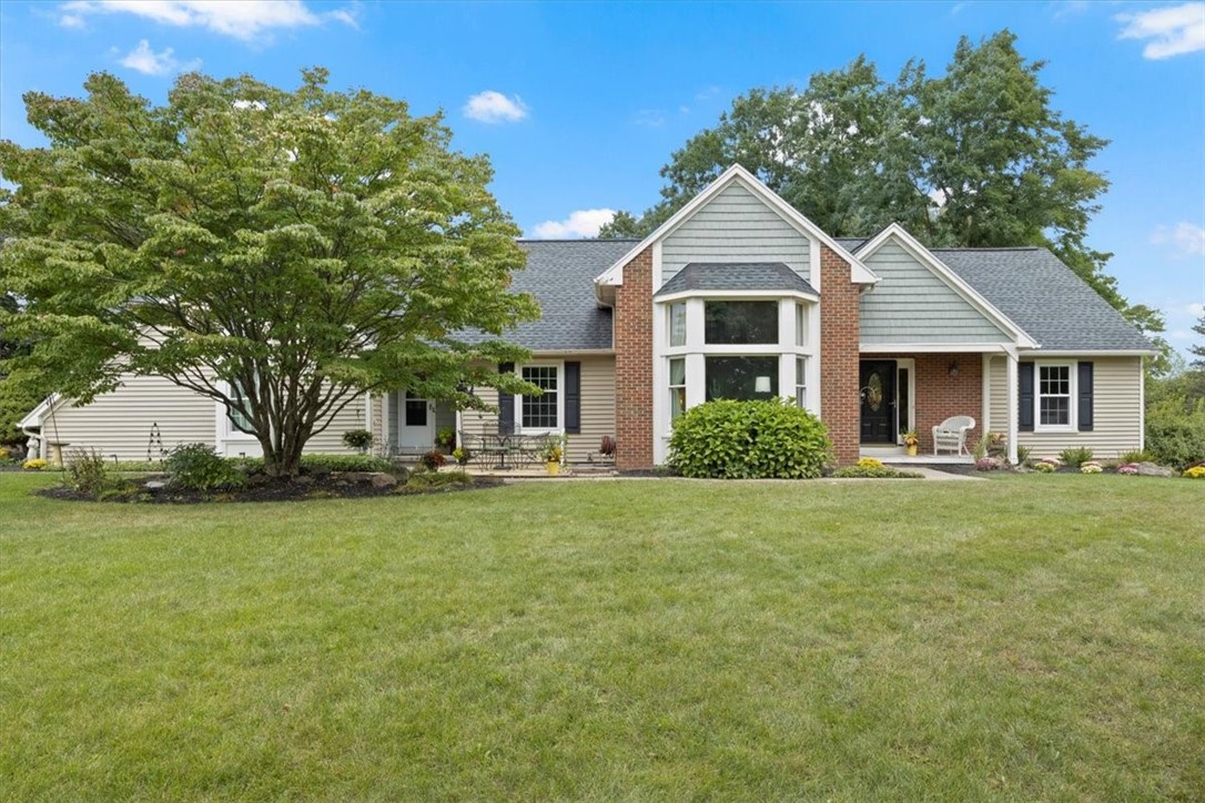 Locke Dr, Pittsford, NY 14534