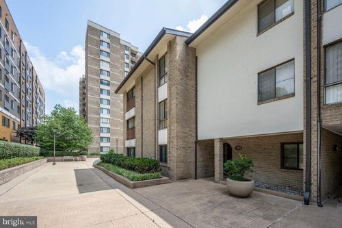 apt-201-104 Monroe St, ROCKVILLE, MD, 20850-2505 | Card Image