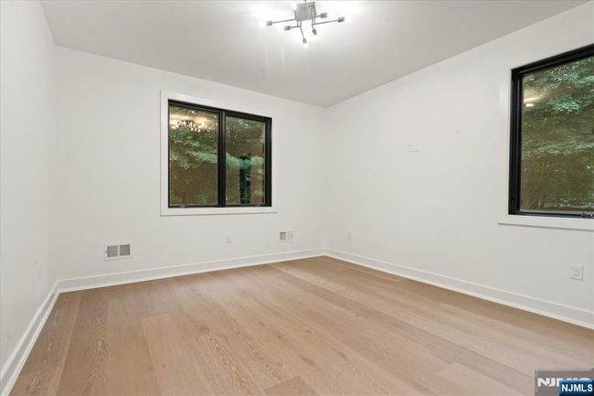 45 Riverview Ter, House other with 6 bedrooms, 6 bathrooms and null parking in Mahwah NJ | Image 14