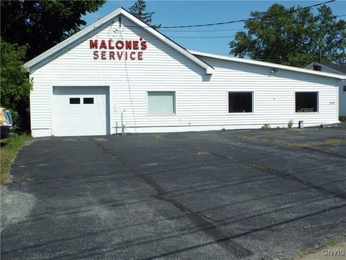 255 Wilson St, Oneida, NY, 13421-1721 | Card Image