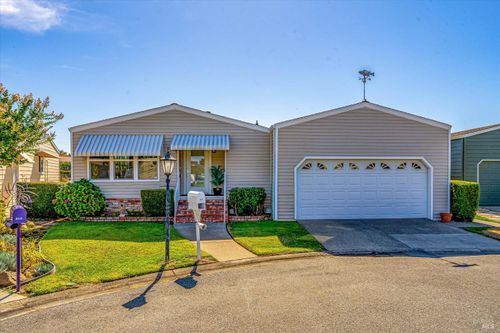 211 Shirley Court, Napa, CA, 94558 | Card Image