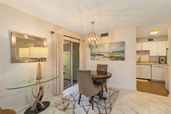 57 - 672 White Pine Tree Rd, Condo with 2 bedrooms, 2 bathrooms and null parking in VENICE FL | Image 8