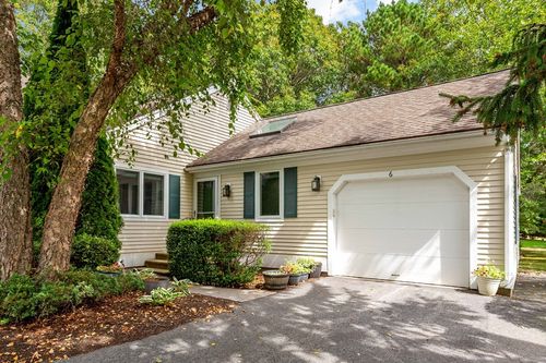 90-6 Friendship Ct, Mashpee, MA, 02649-2841 | Card Image