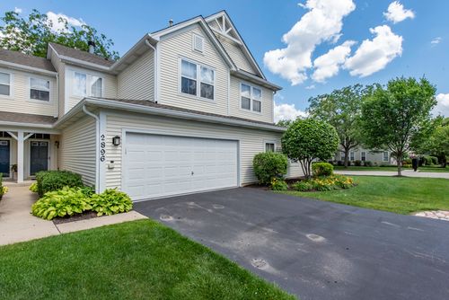 2896 Falling Waters Ln, Lindenhurst, IL, 60046-6779 | Card Image