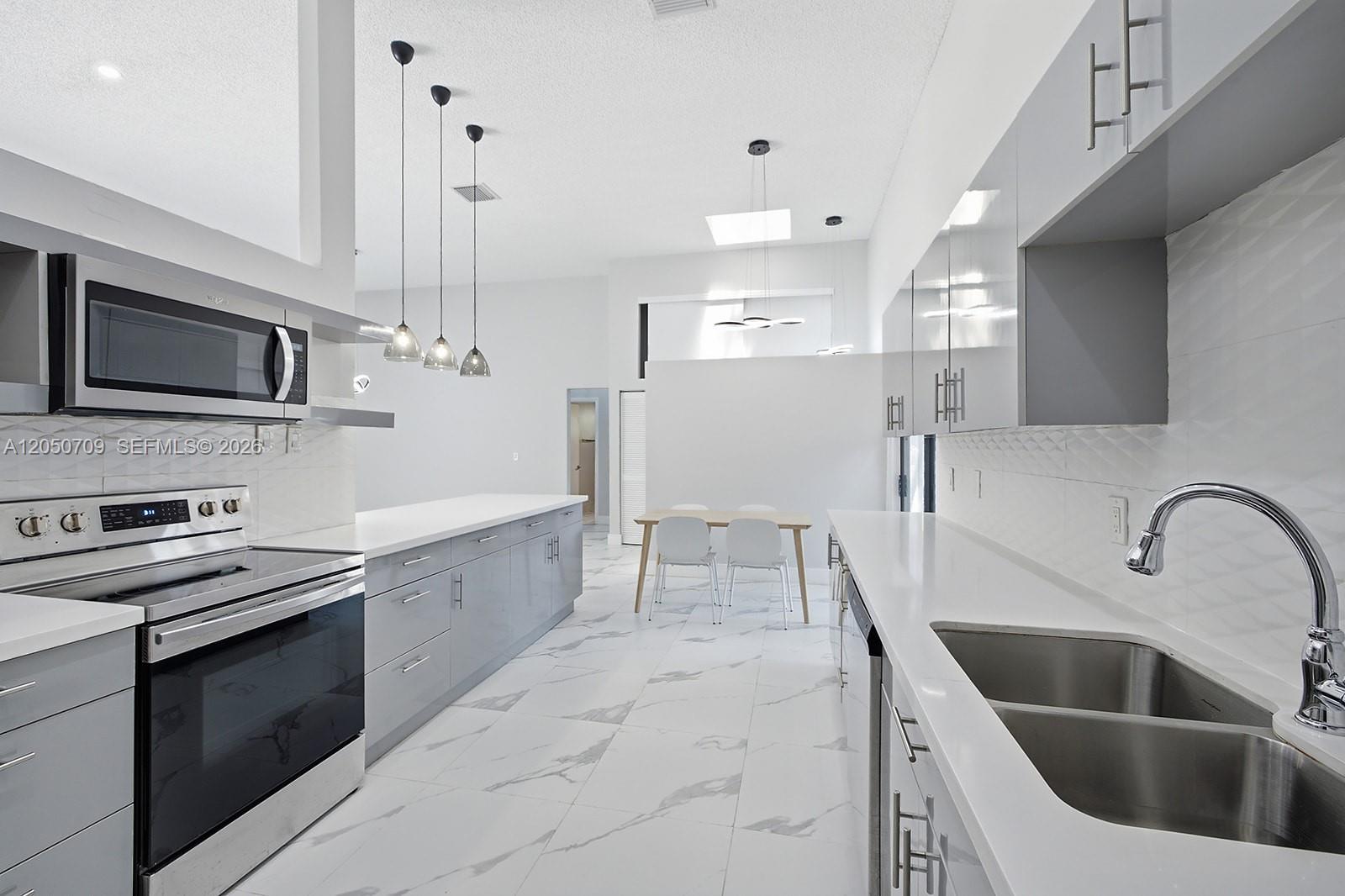 Residential in Hallandale Beach 3