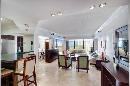 apt-12f-19667 Turnberry Way, AVENTURA, FL, 33180-2576 | Card Image
