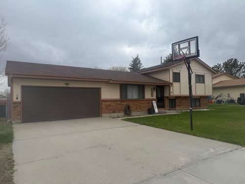 1804 Dundee Dr, Rawlins, WY, 82301-4232 | Card Image