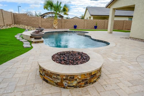 24454 W Mobile Ln, Buckeye, AZ, 85326-2748 | Card Image