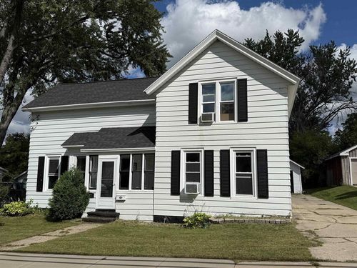 262 N Wisconsin Street, Berlin, WI, 54923 | Card Image