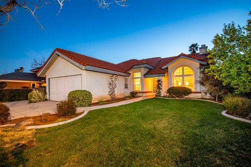 42515 Carriage Way, Quartz Hill, CA, 93536 | Card Image