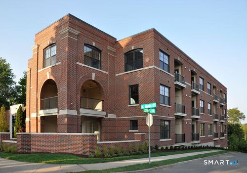 2f-24 N Main St, West Hartford, CT, 06107-1919 | Card Image