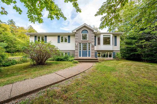78 Kingswood Dr, Hammonds Plains, NS, B4B1K4 | Card Image
