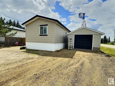 26500 Highway 44, House other with 3 bedrooms, 2 bathrooms and null parking in Sturgeon County AB | Image 1