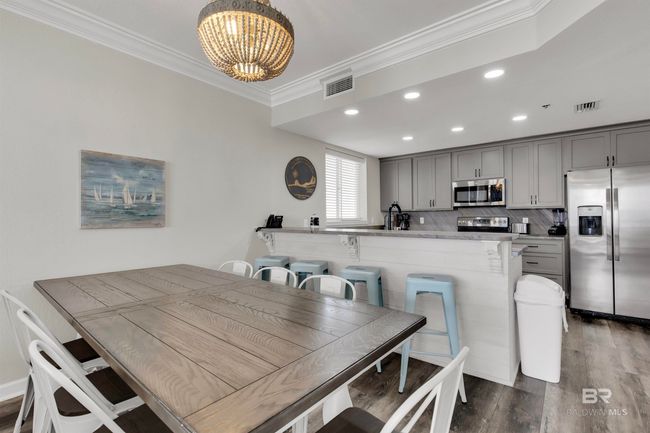 Dining Area | Image 7