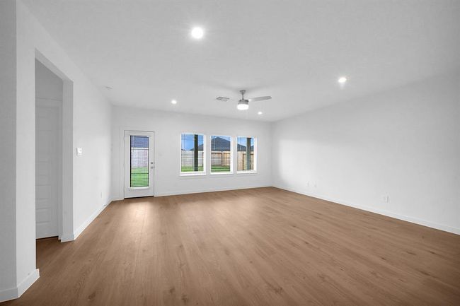 *Images and 3D tour are for illustration only and options may vary from home as built. | Image 14