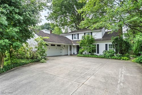 23580 Shaker Blvd, Shaker Heights, OH, 44122-2605 | Card Image