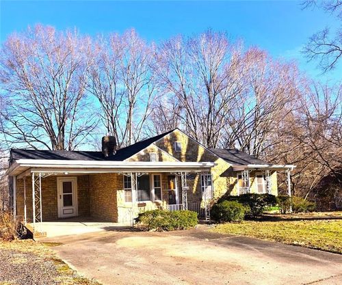 802 E Warren Ave, Eden, NC, 27288-2540 | Card Image