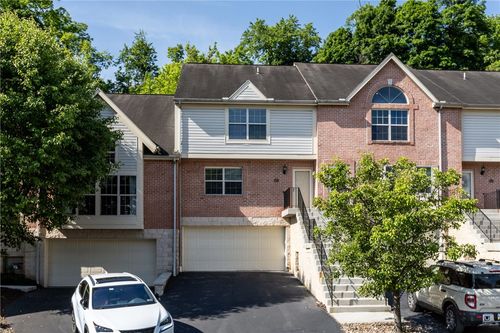 402 Berrington Ct, Bethel Park, PA, 15102-3132 | Card Image