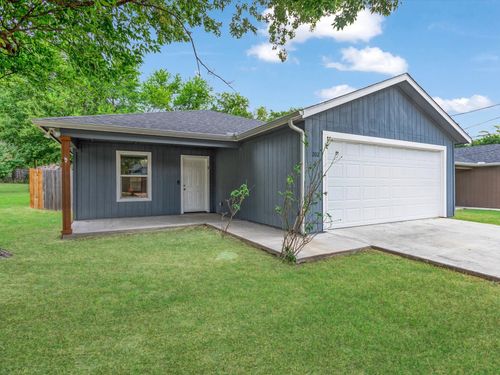 202 W Elm St, Whitewright, TX, 75491-2205 | Card Image