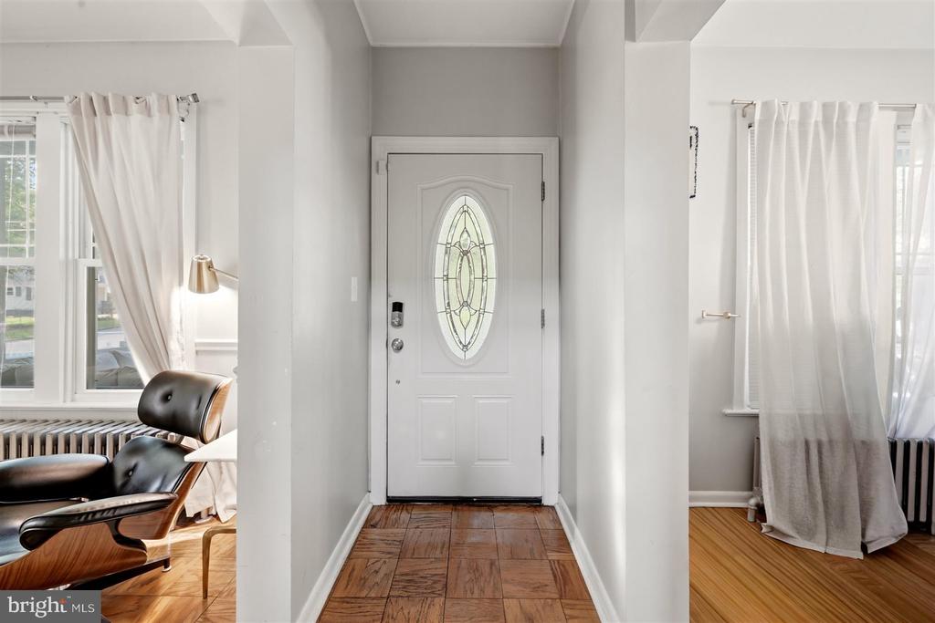 Residential Lease in COLLEGE PARK 3