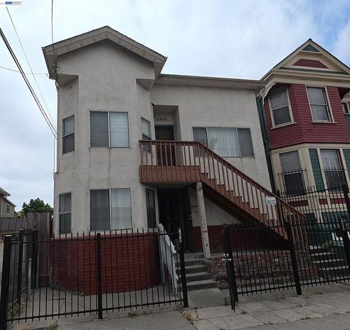 1418 15th Ave, Oakland, CA, 94606-4409 | Card Image