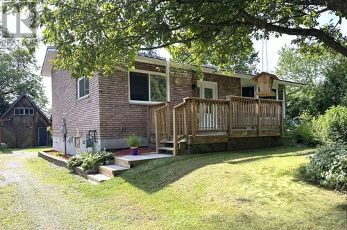 1052 Evansville Dr, Sturgeon Falls, ON, P2B2K4 | Card Image