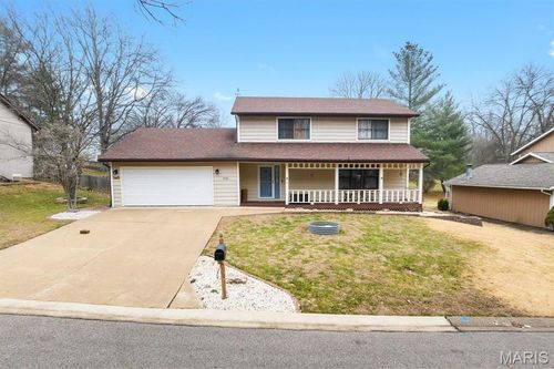 2016 Greenbrier Dr, Collinsville, IL, 62234-5247 | Card Image