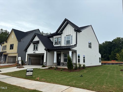 61-1413 Malcus Ct, Fuquay Varina, NC, 27526-3483 | Card Image