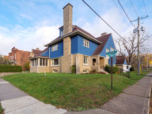 412 11th St E, Owen Sound, ON, N4K1V4 | Card Image