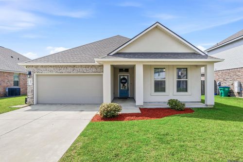 34273 Garnet Lake Dr, Walker, LA, 70785-3400 | Card Image