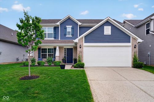 651 Farnham Dr, Westfield, IN, 46074-3355 | Card Image