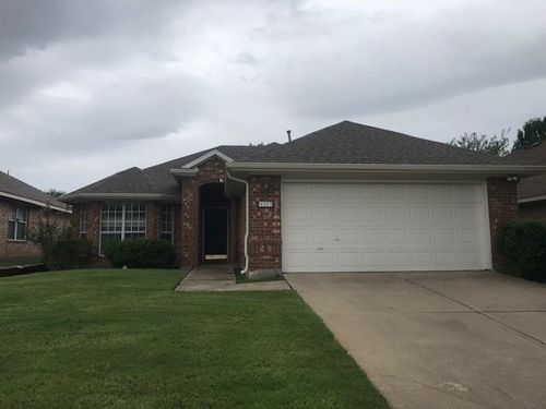 9317 Norfolk Ln, Mckinney, TX, 75071-6074 | Card Image