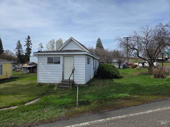 102 Pine St, House other with 1 bedrooms, 1 bathrooms and 1 parking in Nezperce ID | Image 25