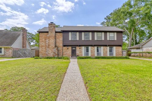 8115 Fernbrook Ln, Houston, TX, 77070-3203 | Card Image