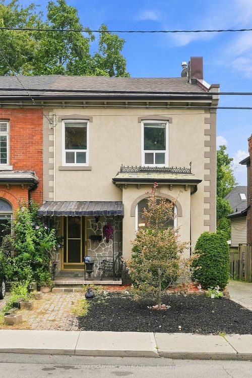 172 Market St, Hamilton, ON, L8R1N9 | Card Image