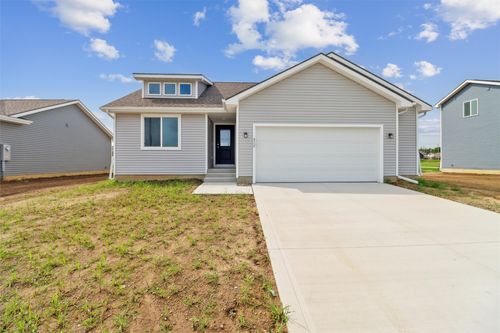 317 Ne Chalet St, Elkhart, IA, 50073-8201 | Card Image