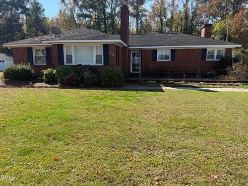 605 E 2nd St, Kenly, NC, 27542-8326 | Card Image