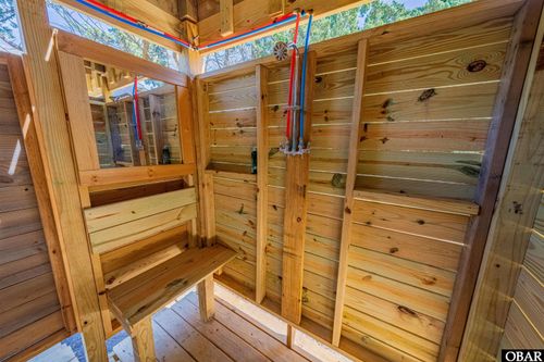 30 Poker Players Rd, Ocracoke, NC, 27960-1359 | Card Image