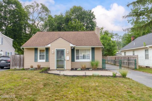 14 Fletcher Rd, Albany, NY, 12203-4913 | Card Image
