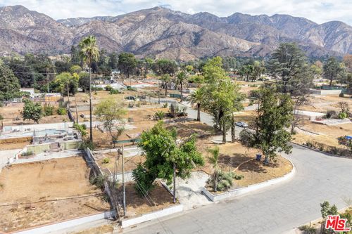 71 Laurel Dr, Altadena, CA, 91001-4321 | Card Image