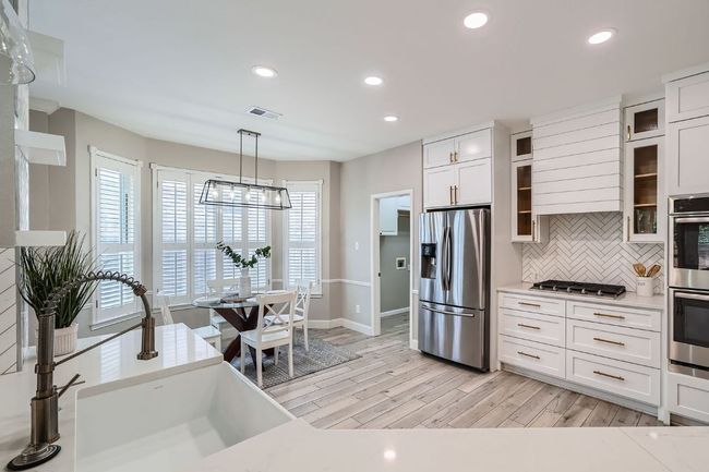 LUXURIOUS updated kitchen | Image 9