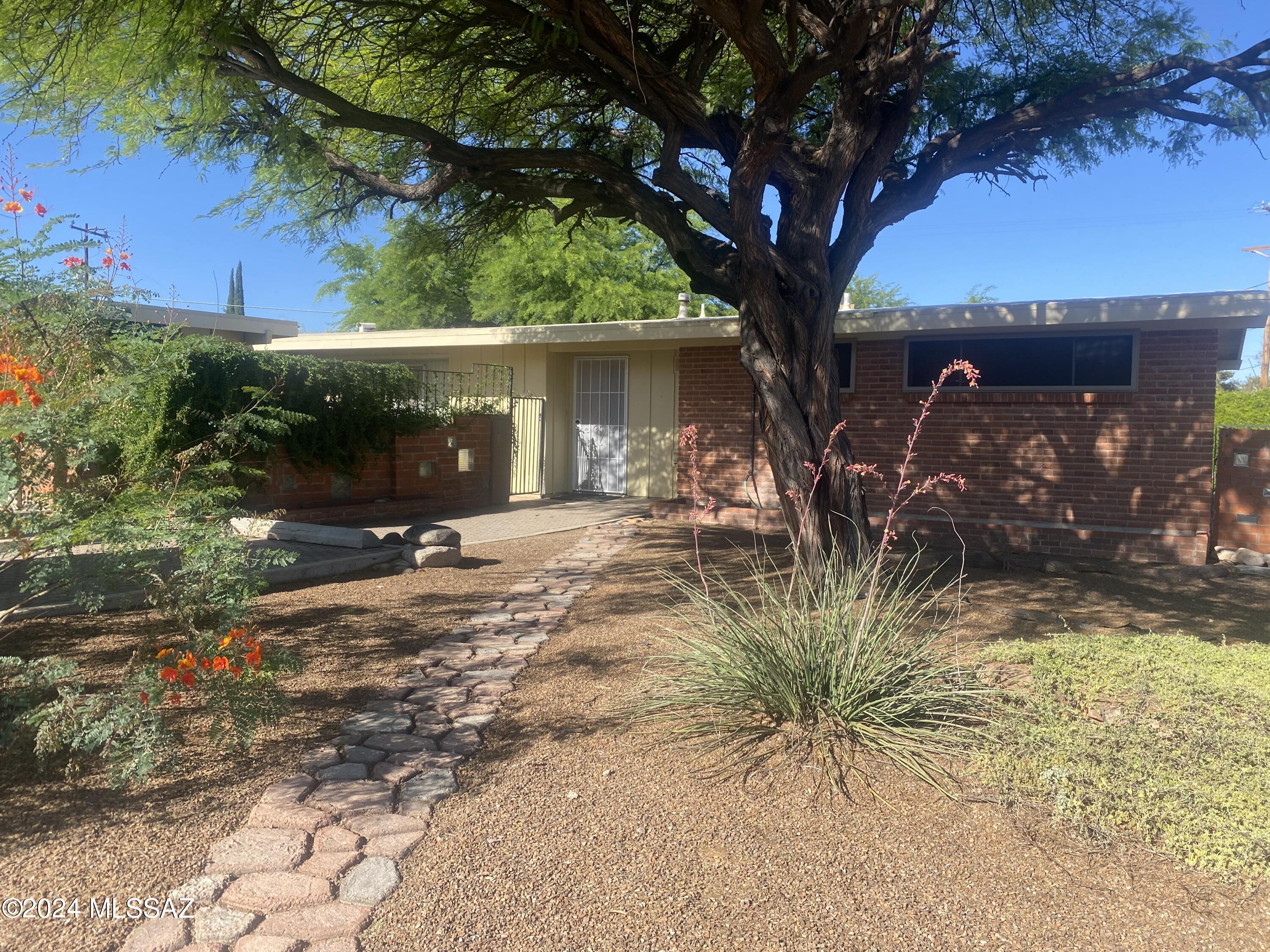 Marvin Ave, Tucson, AZ 85710