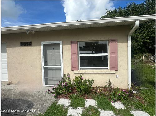 a-9852 Honeysuckle Dr, Micco, FL, 32976-3320 | Card Image