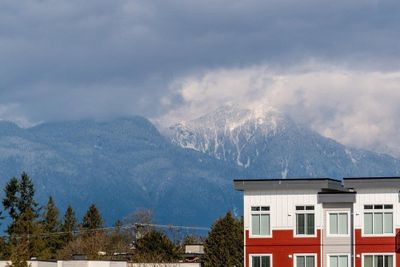 206 - 22226 Brown Ave, Condo with 2 bedrooms, 2 bathrooms and 1 parking in Maple Ridge BC | Image 3