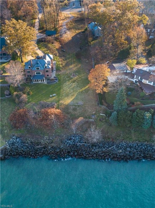 22822 Lake Road, Inactive in Rocky River Zoocasa