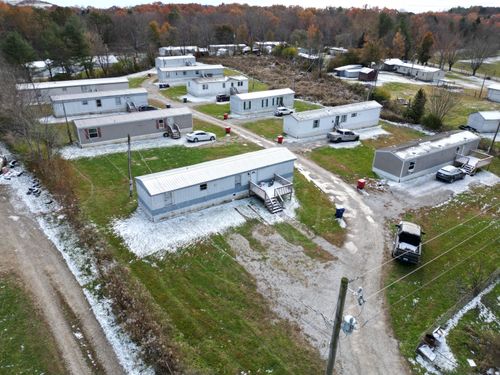 1-10-999999999 Maverick Dr, London, KY, 40744-8620 | Card Image