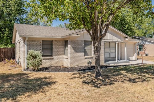 3562 Paint Trl, Fort Worth, TX, 76116-6843 | Card Image