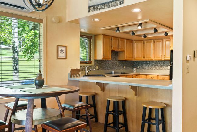 Breakfast bar | Image 15