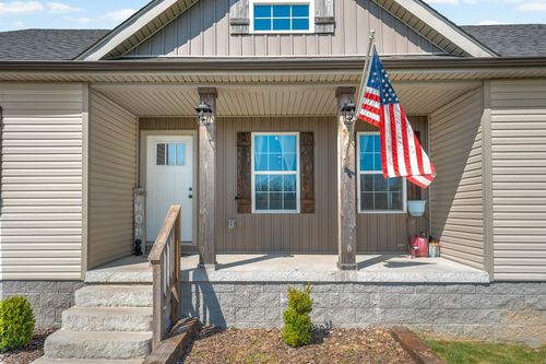 3160 Stokes Chapel Rd, Elkton, KY, 42220-6930 | Card Image