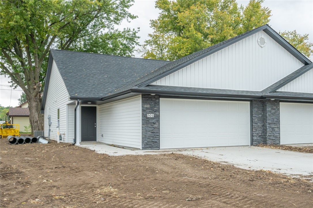 Broadway St, Colfax, IA 50054